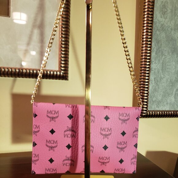 MCM Pink Visetos Envelope Clutch with Box and Chain - Picture 2 of 7